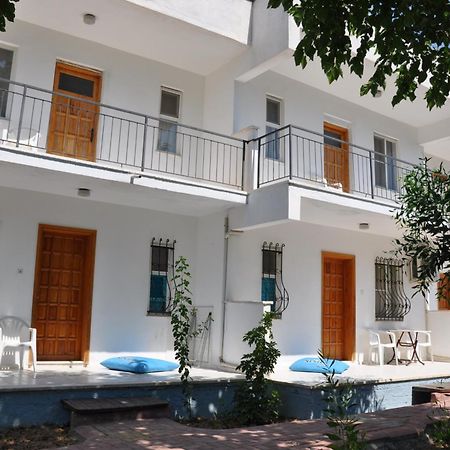Mursel Garden Hotel Kuşadası Buitenkant foto