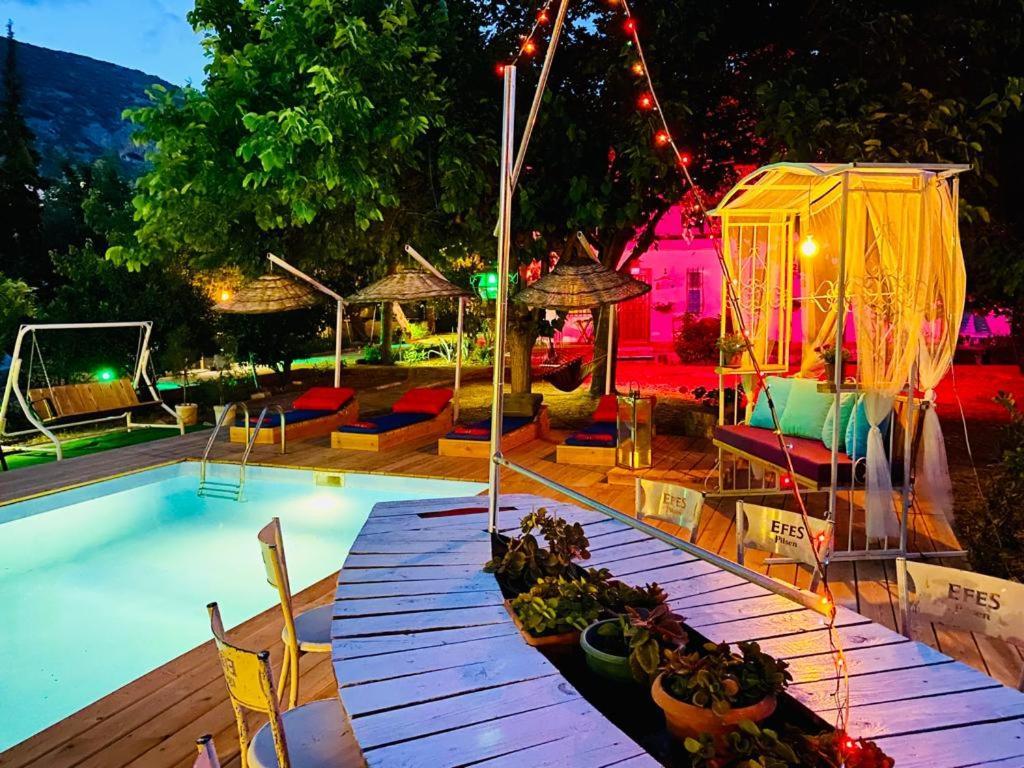 Mursel Garden Hotel Kuşadası Buitenkant foto