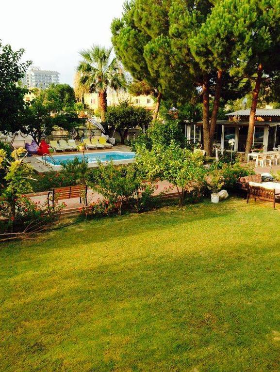 Mursel Garden Hotel Kuşadası Buitenkant foto