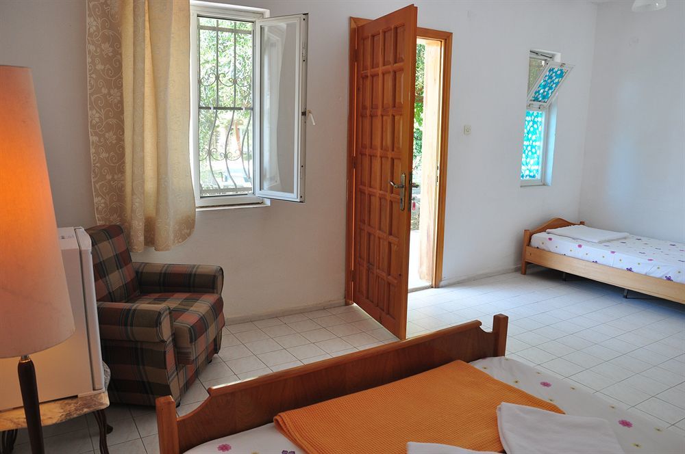 Mursel Garden Hotel Kuşadası Buitenkant foto