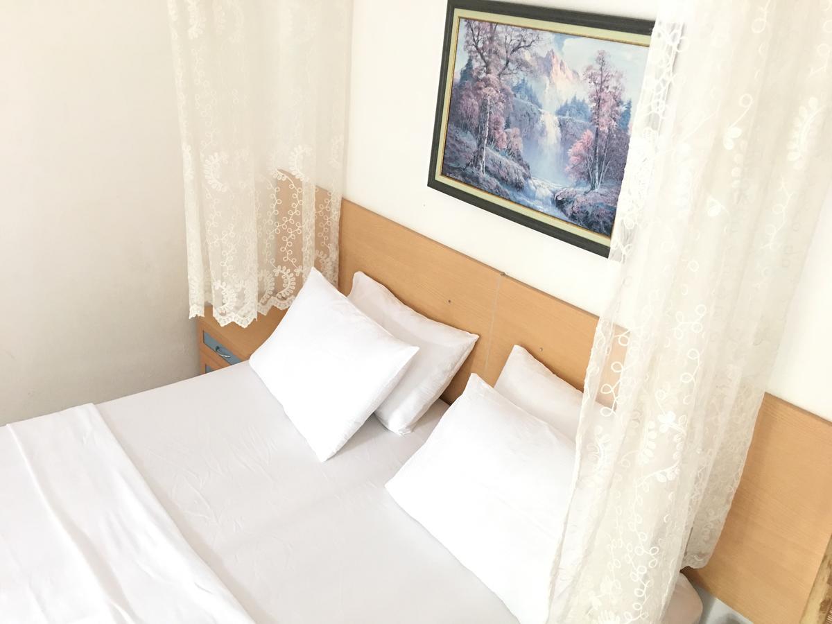 Mursel Garden Hotel Kuşadası Buitenkant foto