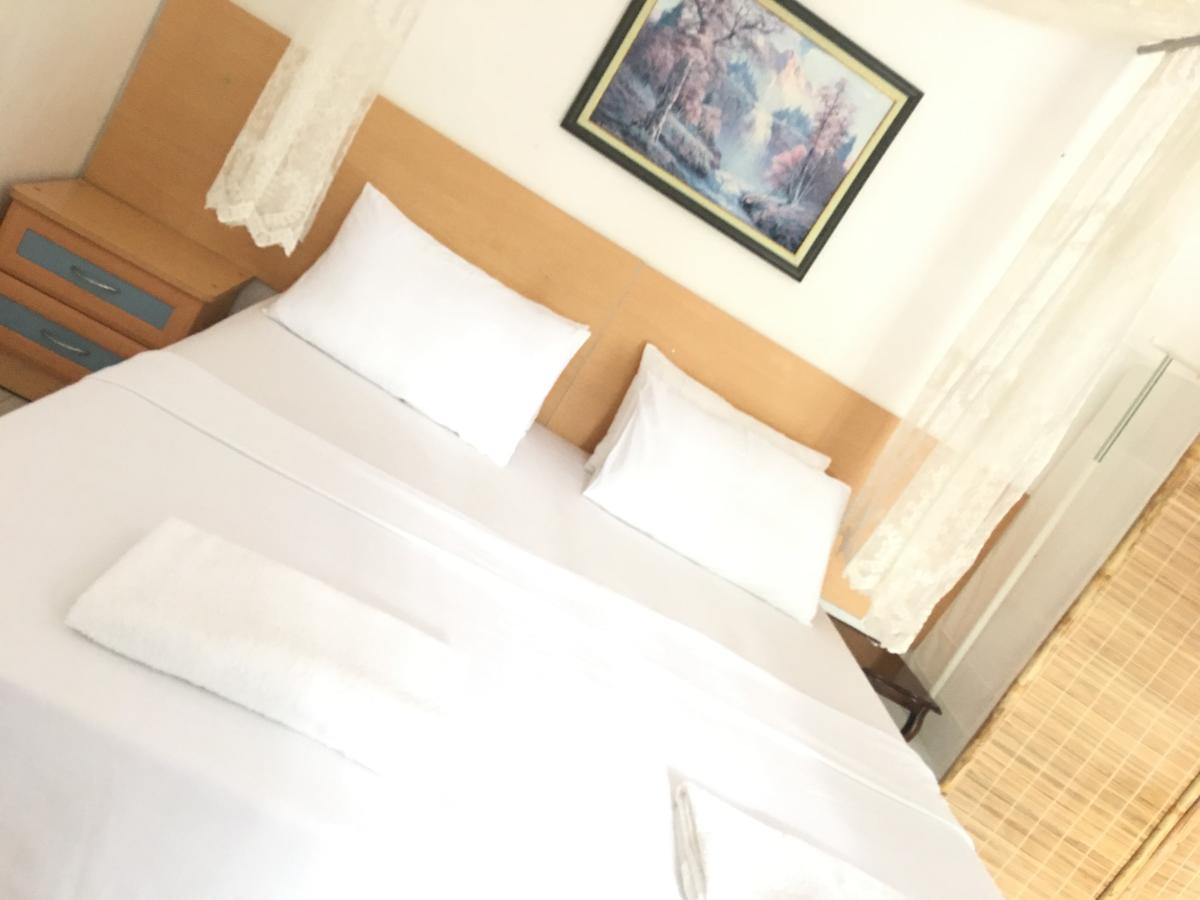 Mursel Garden Hotel Kuşadası Buitenkant foto