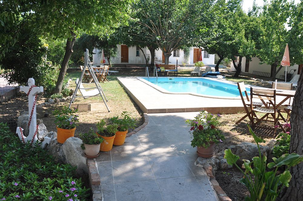Mursel Garden Hotel Kuşadası Buitenkant foto